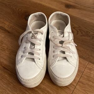 Women’s platform Common Projects